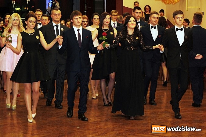Zdjęcie w galerii na portalu naszwodzislaw.com: Ah, co za bal! Studniówka 2015 w I LO wiadomości z regionu