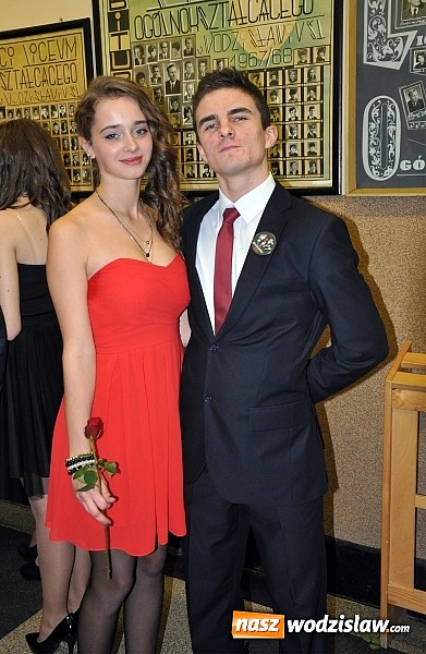 Zdjęcie w galerii na portalu naszwodzislaw.com: Ah, co za bal! Studniówka 2015 w I LO wiadomości z regionu