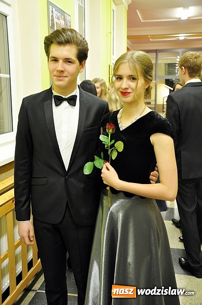 Zdjęcie w galerii na portalu naszwodzislaw.com: Ah, co za bal! Studniówka 2015 w I LO wiadomości z regionu