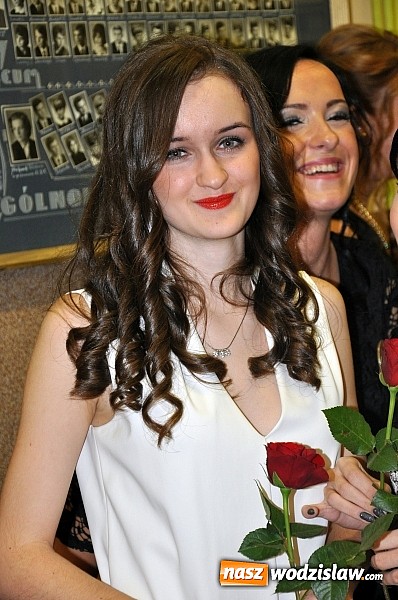 Zdjęcie w galerii na portalu naszwodzislaw.com: Ah, co za bal! Studniówka 2015 w I LO wiadomości z regionu