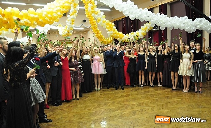 Zdjęcie w galerii na portalu naszwodzislaw.com: Ah, co za bal! Studniówka 2015 w I LO wiadomości z regionu