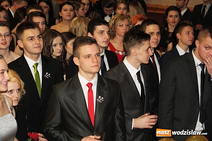 Zdjęcie w galerii na portalu naszwodzislaw.com: Ah, co za bal! Studniówka 2015 w I LO wiadomości z regionu