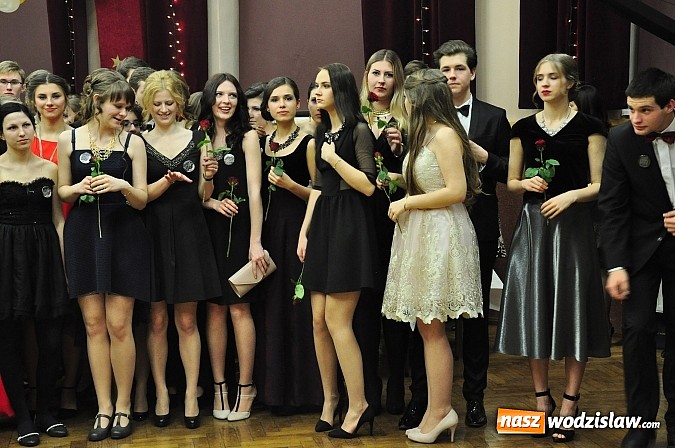 Zdjęcie w galerii na portalu naszwodzislaw.com: Ah, co za bal! Studniówka 2015 w I LO wiadomości z regionu