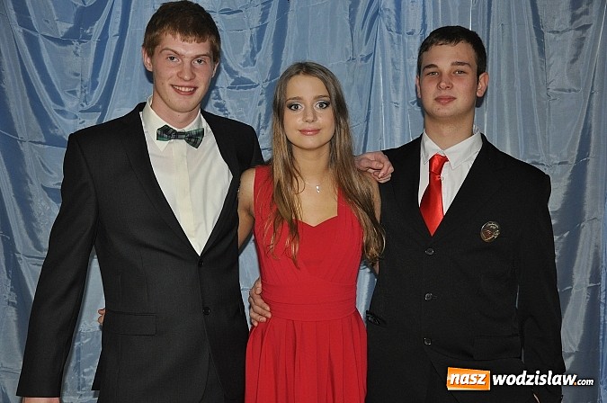 Zdjęcie w galerii na portalu naszwodzislaw.com: Ah, co za bal! Studniówka 2015 w I LO wiadomości z regionu