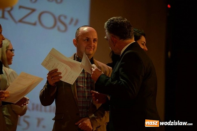 Zdjęcie w galerii na portalu naszwodzislaw.com: Złote trzosy rozdane. Wśród nominowanych znalazł się portal naszwodzislaw.com wiadomości z regionu