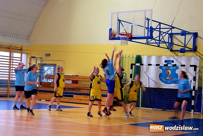 Zdjęcie w galerii na portalu naszwodzislaw.com: Mistrzostwa Powiatu w koszykówce dziewcząt szkół Gimnazjalnych  wiadomości z regionu