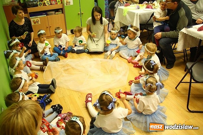Zdjęcie w galerii na portalu naszwodzislaw.com: W Miejskim Żłobku nr 1 w Wodzisławiu Śląskim świętowali dzień babci i dziadka wiadomości z regionu