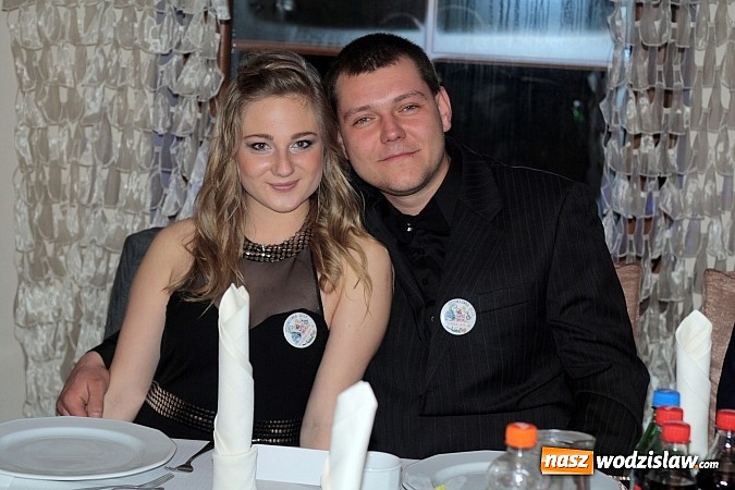 Zdjęcie w galerii na portalu naszwodzislaw.com: Maturzyści II LO zakończyli sezon studniówek  wiadomości z regionu