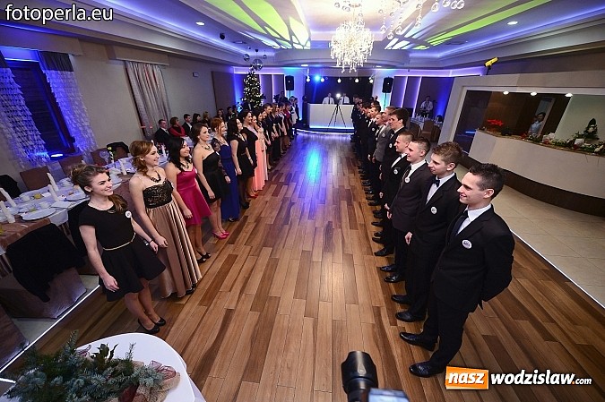 Zdjęcie w galerii na portalu naszwodzislaw.com: Magiczna studniówka II LO w Bluszczowie wiadomości z regionu