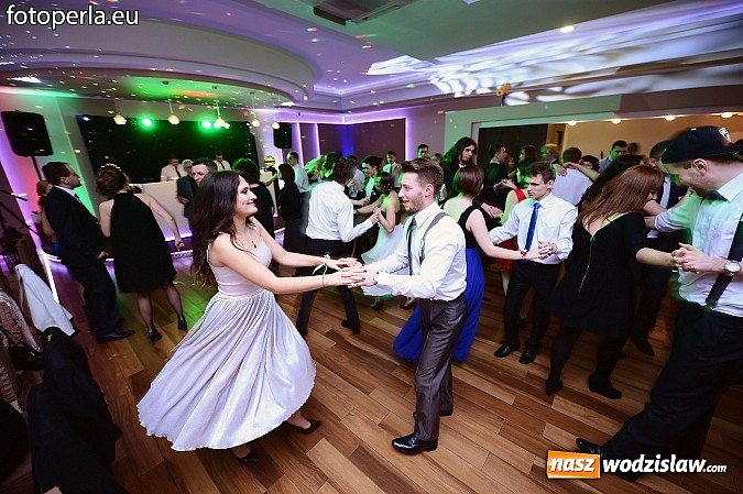 Zdjęcie w galerii na portalu naszwodzislaw.com: Magiczna studniówka II LO w Bluszczowie wiadomości z regionu