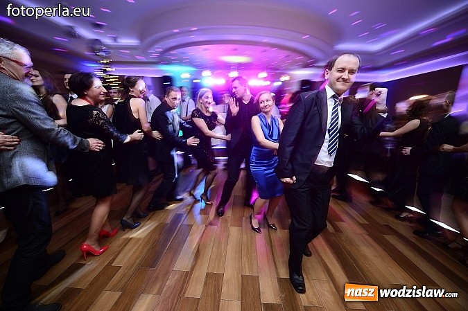 Zdjęcie w galerii na portalu naszwodzislaw.com: Magiczna studniówka II LO w Bluszczowie wiadomości z regionu