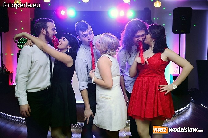 Zdjęcie w galerii na portalu naszwodzislaw.com: Magiczna studniówka II LO w Bluszczowie wiadomości z regionu