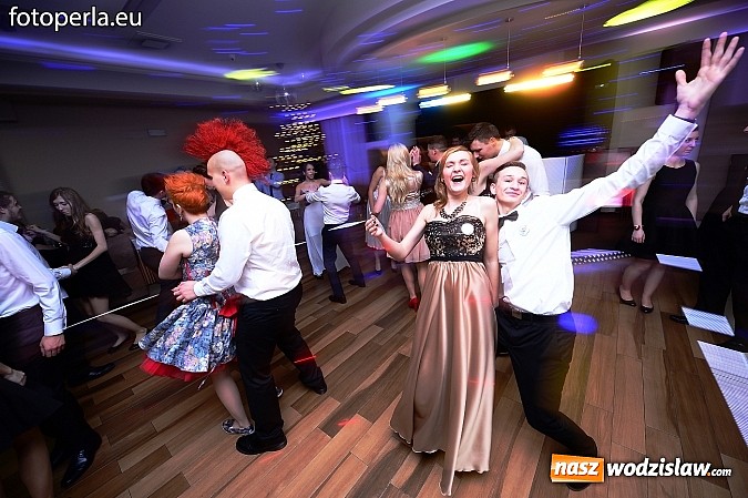 Zdjęcie w galerii na portalu naszwodzislaw.com: Magiczna studniówka II LO w Bluszczowie wiadomości z regionu
