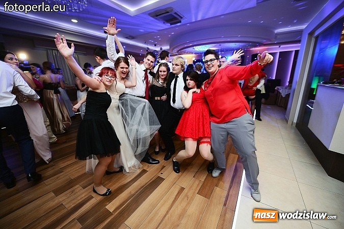 Zdjęcie w galerii na portalu naszwodzislaw.com: Magiczna studniówka II LO w Bluszczowie wiadomości z regionu