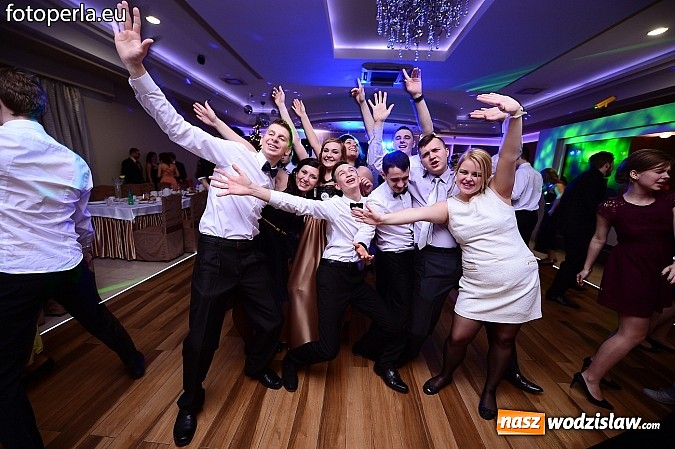 Zdjęcie w galerii na portalu naszwodzislaw.com: Magiczna studniówka II LO w Bluszczowie wiadomości z regionu