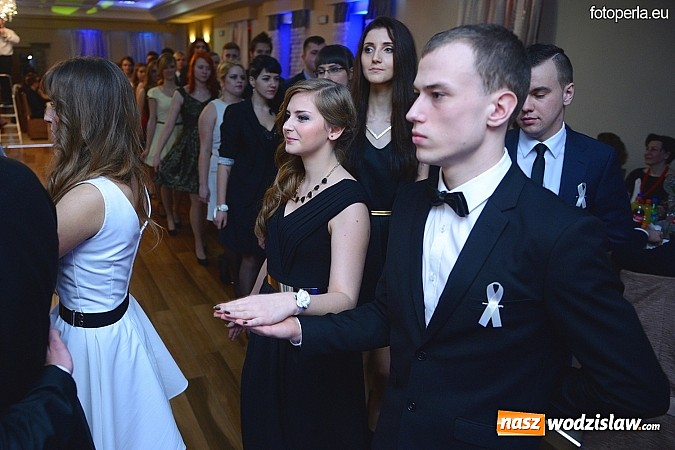 Zdjęcie w galerii na portalu naszwodzislaw.com: Magiczna studniówka II LO w Bluszczowie wiadomości z regionu