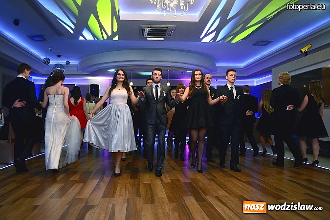 Zdjęcie w galerii na portalu naszwodzislaw.com: Magiczna studniówka II LO w Bluszczowie wiadomości z regionu