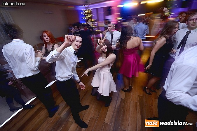 Zdjęcie w galerii na portalu naszwodzislaw.com: Magiczna studniówka II LO w Bluszczowie wiadomości z regionu