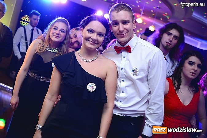 Zdjęcie w galerii na portalu naszwodzislaw.com: Magiczna studniówka II LO w Bluszczowie wiadomości z regionu