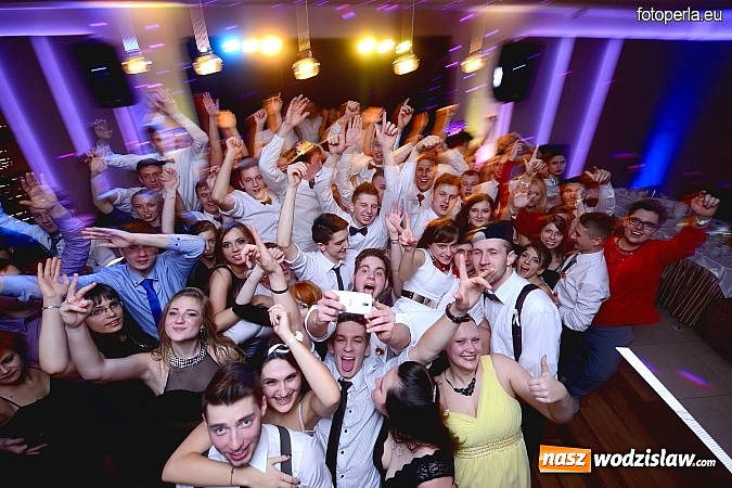 Zdjęcie w galerii na portalu naszwodzislaw.com: Magiczna studniówka II LO w Bluszczowie wiadomości z regionu