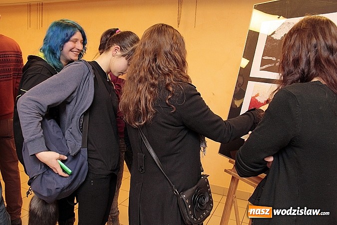 Zdjęcie w galerii na portalu naszwodzislaw.com: Raciborscy studenci prezentują swoje prace w RCK „Feniks”  wiadomości z regionu