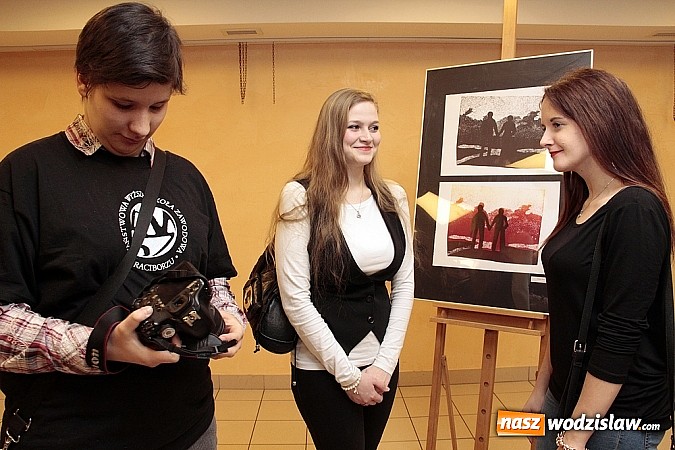 Zdjęcie w galerii na portalu naszwodzislaw.com: Raciborscy studenci prezentują swoje prace w RCK „Feniks”  wiadomości z regionu