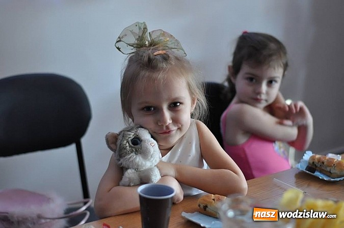 Zdjęcie w galerii na portalu naszwodzislaw.com: Karnawałowy Bal Przebierańców w WDK Olza wiadomości z regionu