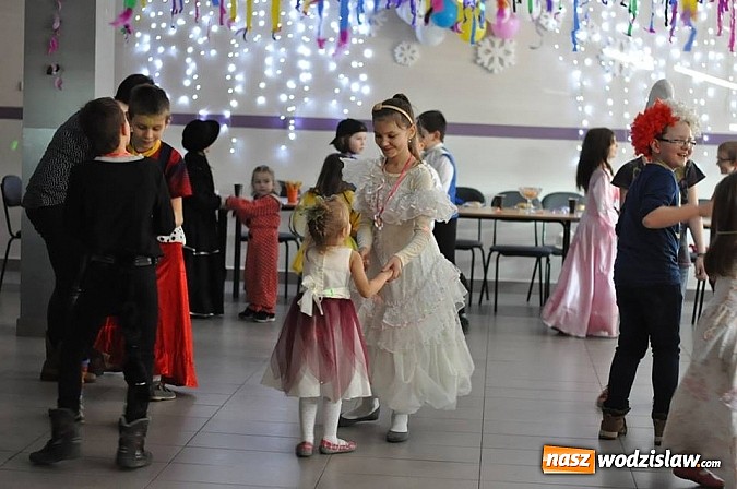 Zdjęcie w galerii na portalu naszwodzislaw.com: Karnawałowy Bal Przebierańców w WDK Olza wiadomości z regionu