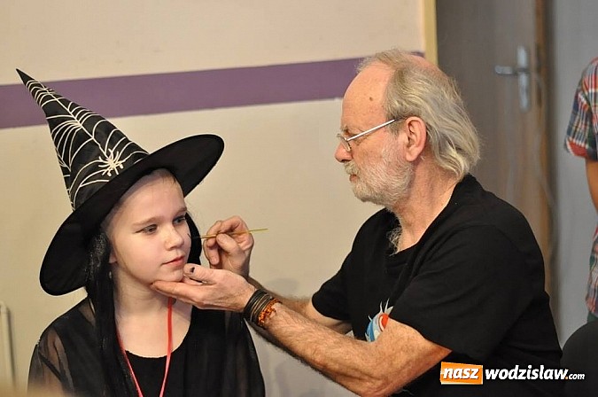 Zdjęcie w galerii na portalu naszwodzislaw.com: Karnawałowy Bal Przebierańców w WDK Olza wiadomości z regionu