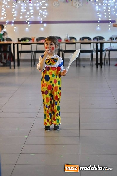 Zdjęcie w galerii na portalu naszwodzislaw.com: Karnawałowy Bal Przebierańców w WDK Olza wiadomości z regionu