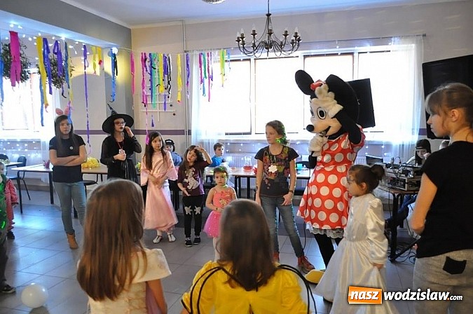 Zdjęcie w galerii na portalu naszwodzislaw.com: Karnawałowy Bal Przebierańców w WDK Olza wiadomości z regionu