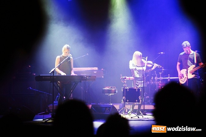 Zdjęcie w galerii na portalu naszwodzislaw.com: Gwiazdy muzyki rockowej zagościły w WCK wiadomości z regionu