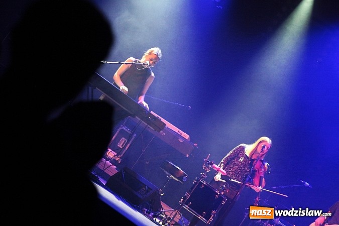 Zdjęcie w galerii na portalu naszwodzislaw.com: Gwiazdy muzyki rockowej zagościły w WCK wiadomości z regionu