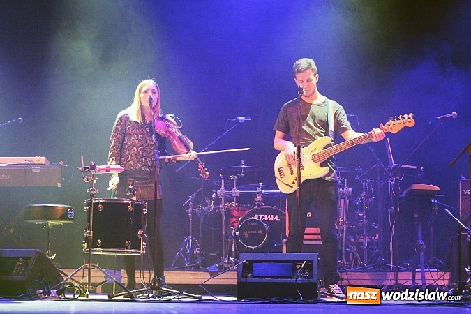 Zdjęcie w galerii na portalu naszwodzislaw.com: Gwiazdy muzyki rockowej zagościły w WCK wiadomości z regionu