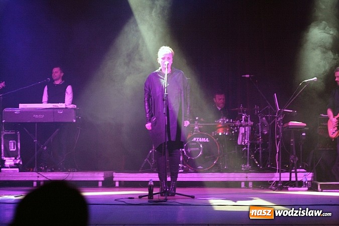 Zdjęcie w galerii na portalu naszwodzislaw.com: Gwiazdy muzyki rockowej zagościły w WCK wiadomości z regionu