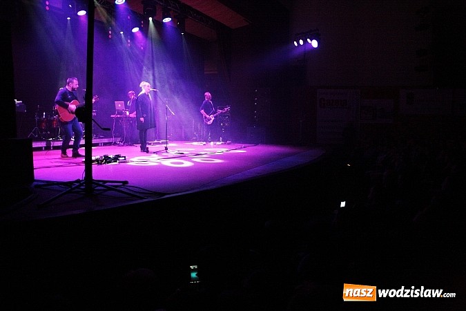 Zdjęcie w galerii na portalu naszwodzislaw.com: Gwiazdy muzyki rockowej zagościły w WCK wiadomości z regionu