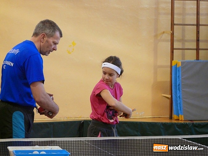 Zdjęcie w galerii na portalu naszwodzislaw.com: Ferie z tenisem stołowym wiadomości z regionu