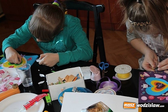 Zdjęcie w galerii na portalu naszwodzislaw.com: W Pszowie rozpoczęli przygodę z rękodziełem wiadomości z regionu