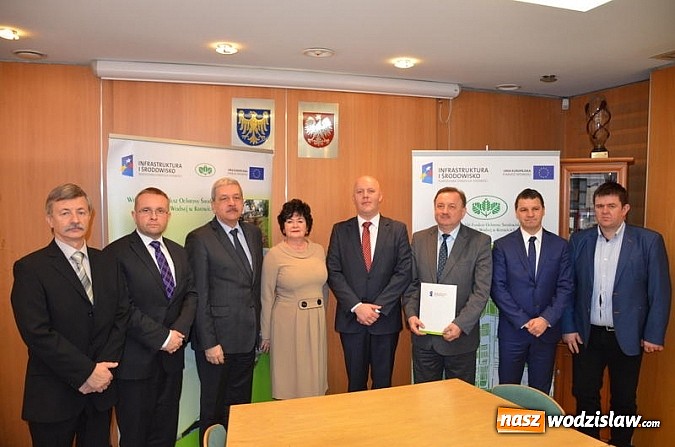 Zdjęcie w galerii na portalu naszwodzislaw.com: Wręczenie potwierdzeń dofinansowania beneficjentom z Porąbki, Tarnowskich Gór i Sosnowca  wiadomości z regionu
