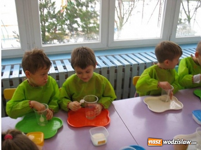 Zdjęcie w galerii na portalu naszwodzislaw.com: Nauka poprzez zabawy badawcze w PP nr 16 w Wodzisławiu Śląskim  wiadomości z regionu