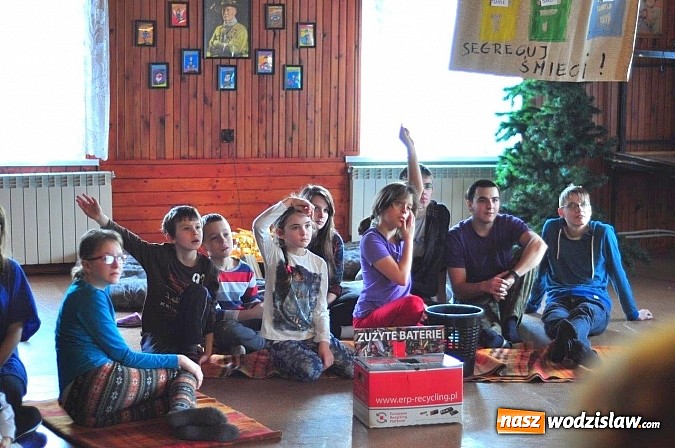 Zdjęcie w galerii na portalu naszwodzislaw.com: Prezes Andrzej Pilot odwiedził uczestników zimowiska ZHP wiadomości z regionu