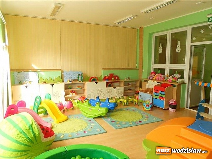 Zdjęcie w galerii na portalu naszwodzislaw.com: Zostały oddane nowe sale dla maluchów w Żłobku Miejskim wiadomości z regionu