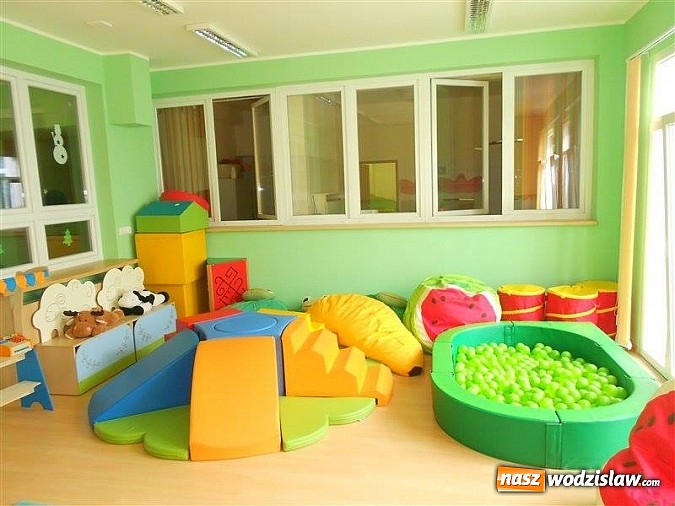 Zdjęcie w galerii na portalu naszwodzislaw.com: Zostały oddane nowe sale dla maluchów w Żłobku Miejskim wiadomości z regionu