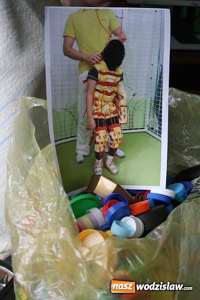 Zdjęcie w galerii na portalu naszwodzislaw.com: Akcja zbierania nakrętek w Rydułtowach nabiera rozpędu. Lecz ciągle jest ich zbyt mało  wiadomości z regionu