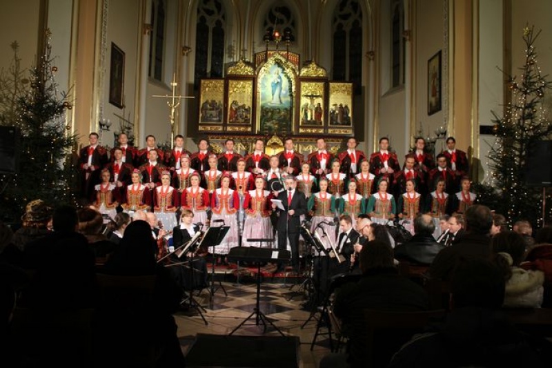 Zdjęcie w galerii na portalu naszwodzislaw.com: ŚLĄSK z koncertem kolęd i pastorałek wiadomości z regionu