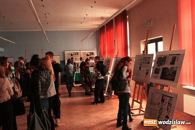 Zdjęcie w galerii na portalu naszwodzislaw.com: Żołnierze Wyklęci w I LO w Wodzisławiu Śl.  wiadomości z regionu