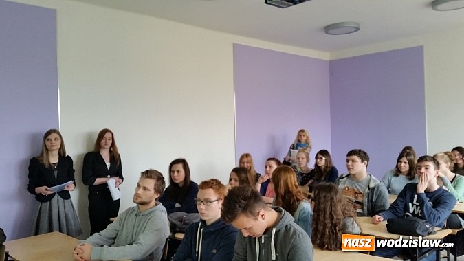 Zdjęcie w galerii na portalu naszwodzislaw.com: Raciborscy studenci przeprowadzili warsztaty języka czeskiego w liceum w Rydułtowach i Wodzisławiu Śląskim wiadomości z regionu