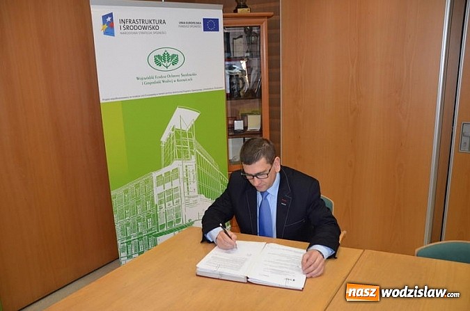 Zdjęcie w galerii na portalu naszwodzislaw.com: Podpisanie umowy z Gminą Chybie wiadomości z regionu