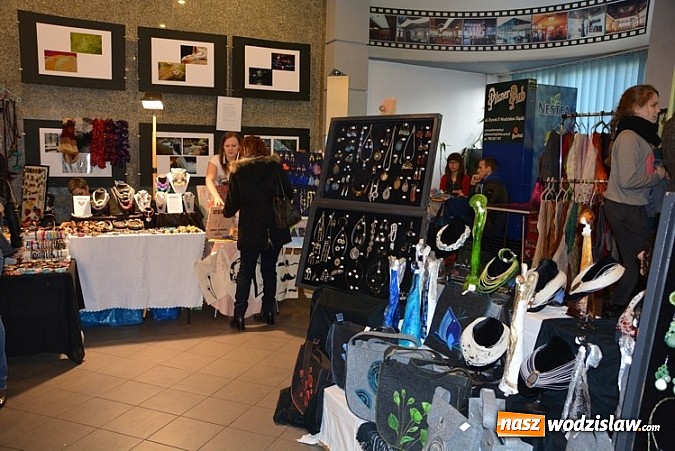 Zdjęcie w galerii na portalu naszwodzislaw.com: Kobieta w roli głównej – wieczór dla pań  wiadomości z regionu