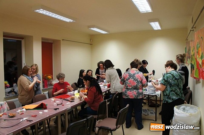 Zdjęcie w galerii na portalu naszwodzislaw.com: Warsztaty twórcze w Godowie zgromadziły sporo miłośniczek rękodzieła wiadomości z regionu